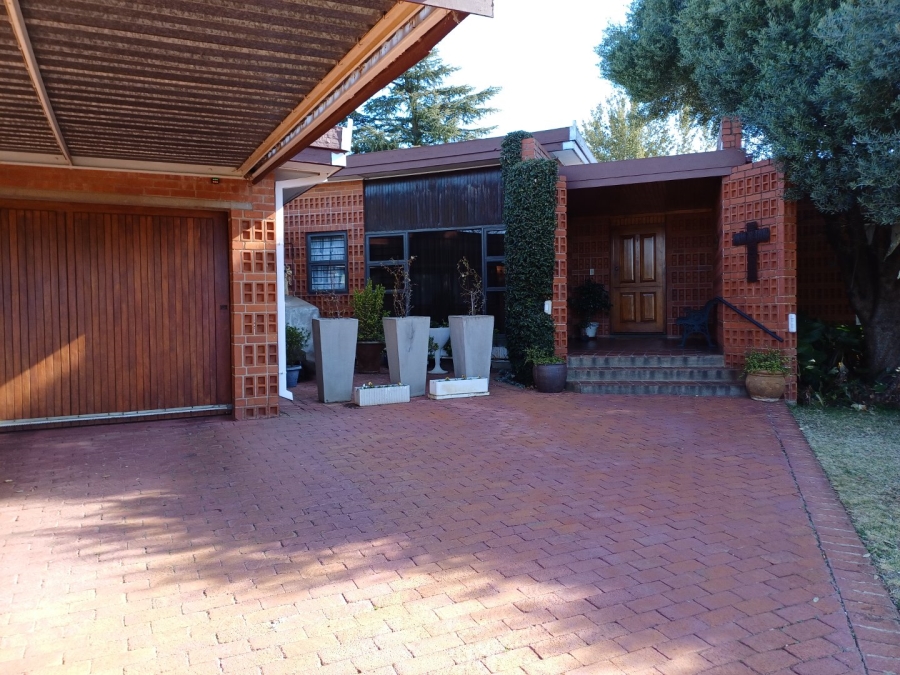 4 Bedroom Property for Sale in Dan Pienaar Free State